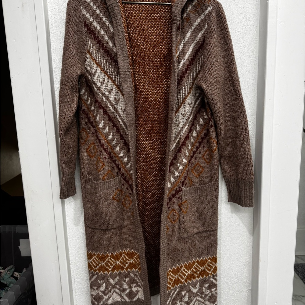 Pink Rose Brown Hooded Cardigan with Patterned Design